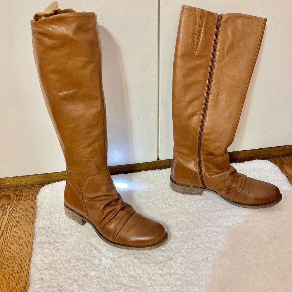 Miz Mooz Libson New with Box! Sz10
